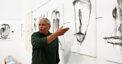 Beyond the Face: Rajendra Kadia Redefines Painting While Championing Young Talent