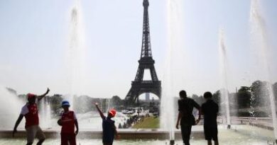 France experiences hottest night in nearly 80 years