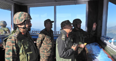 Army reviews operational preparedness along LoC in J&K’s Poonch district